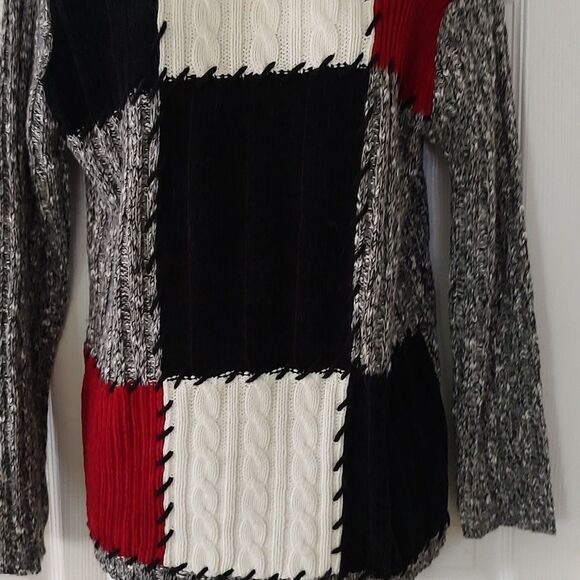 Company Collection red black white block sweater  Sz S - Picture 2 of 4